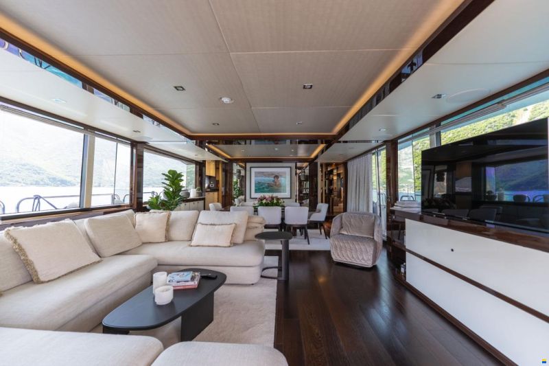 Sunseeker Yacht 95