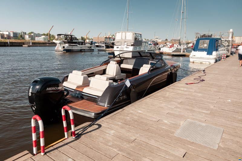 VTS Boats Flying Shark 7.7