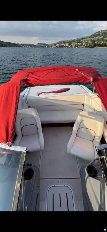 Chris Craft Bowrider 19