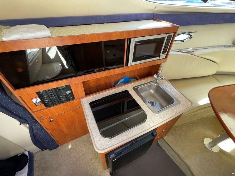 Bayliner 255