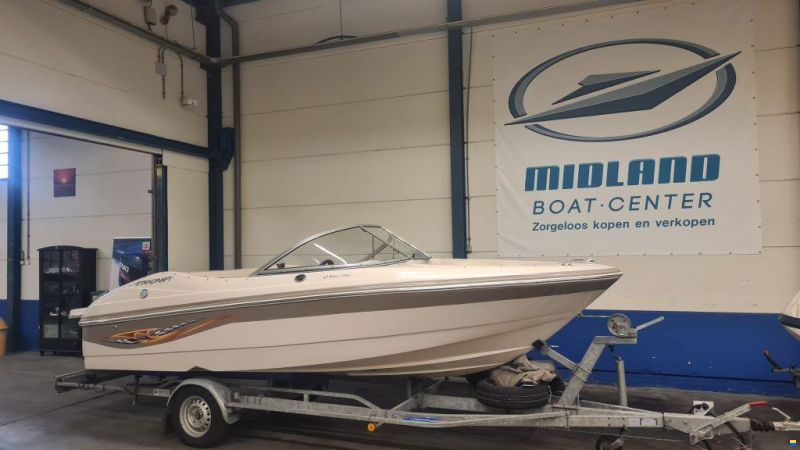 Starcraft C-star 1700 3.0 Mercruiser en trailer