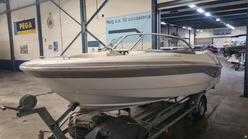 Starcraft C-star 1700 3.0 Mercruiser en trailer