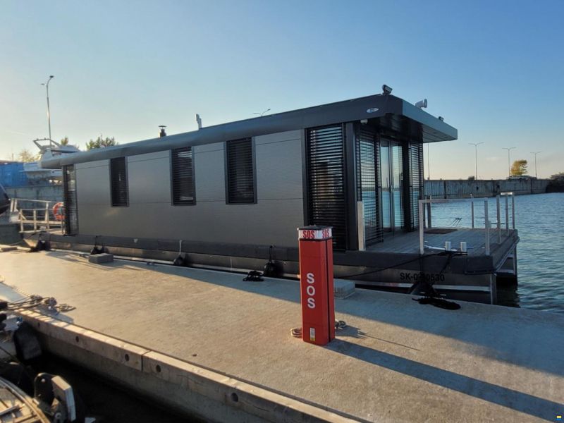 HOUSEBOAT SCHAB CAT 15x4,35