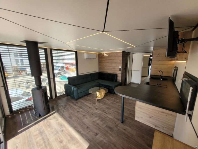 HOUSEBOAT SCHAB HB 15x4,2