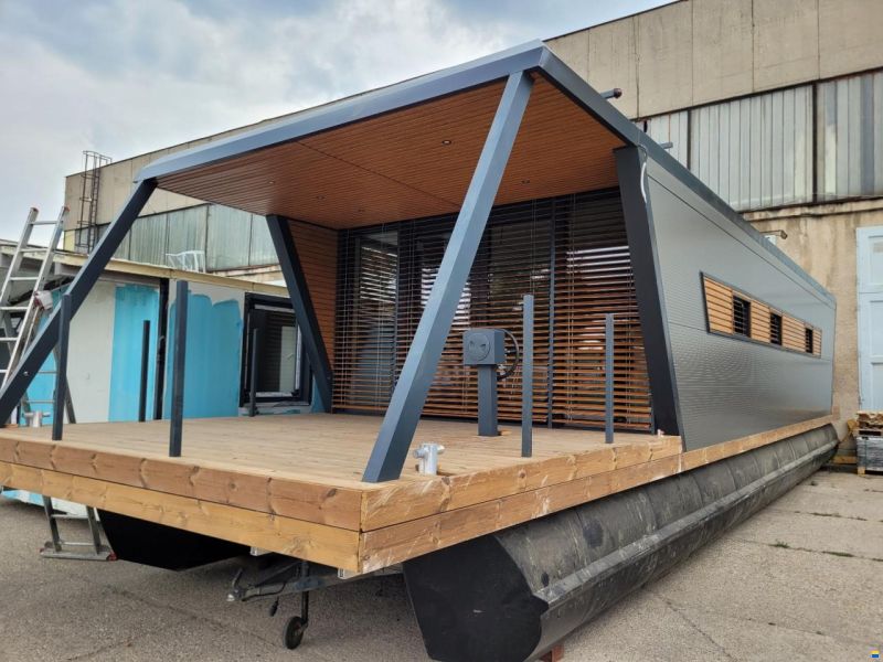 HOUSEBOAT SCHAB HB 15x4,2