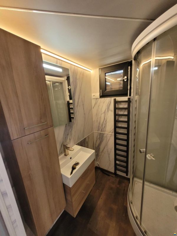 HOUSEBOAT SCHAB HB 15x4,2