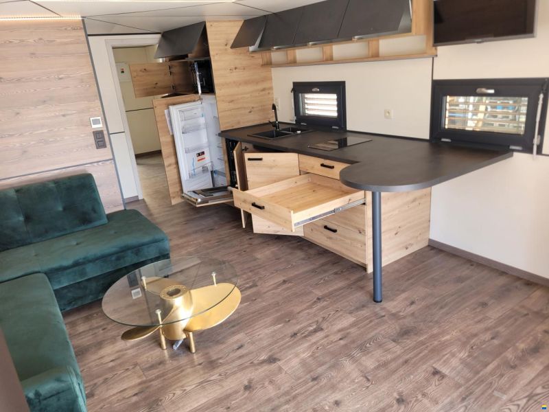 HOUSEBOAT SCHAB HB 15x4,2