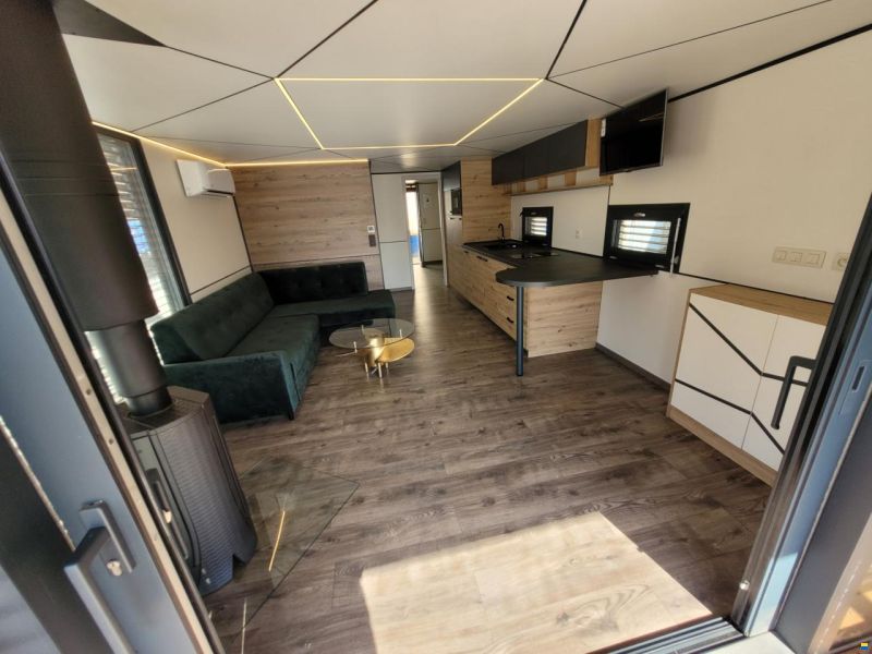 HOUSEBOAT SCHAB HB 15x4,2