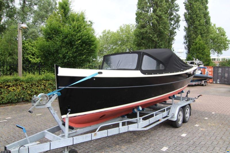 Steilsteven Sloep Unique 720