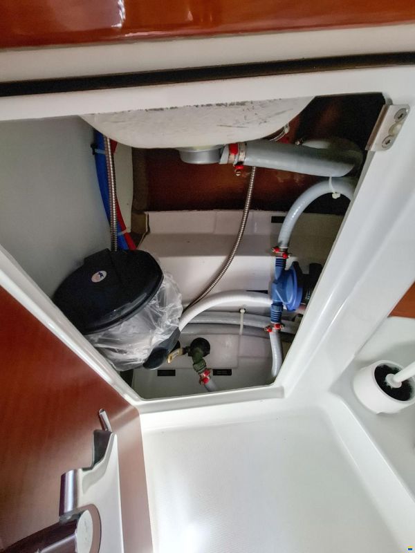 Beneteau Oceanis 38.1