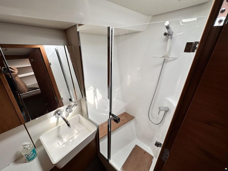 Wauquiez Pilot Saloon 48