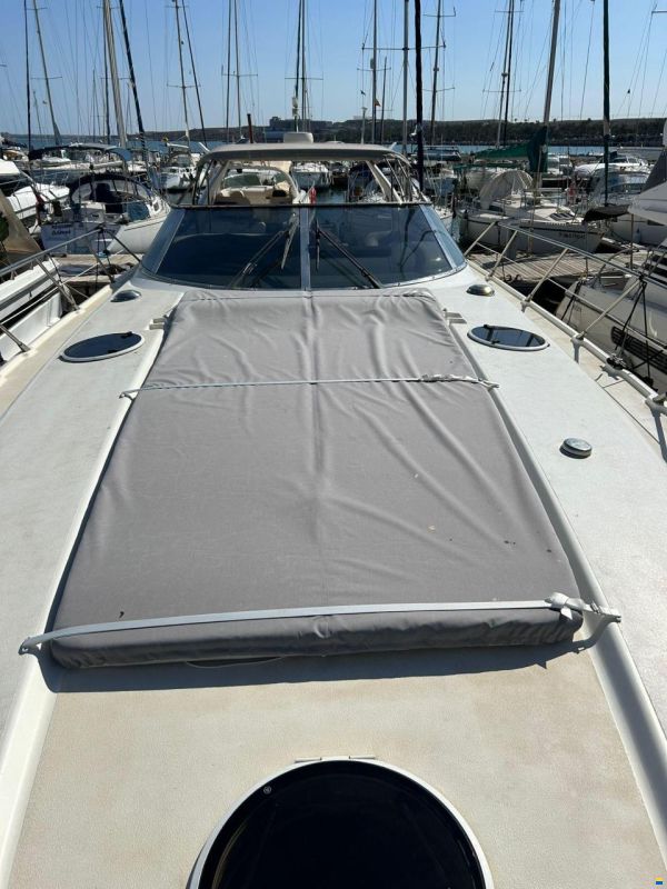Sunseeker Camargue 55