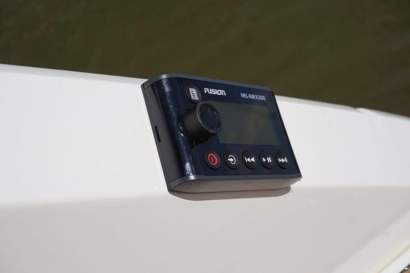 Sea Ray 250 SLX