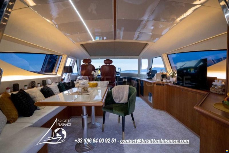 Fashion Yachts 68