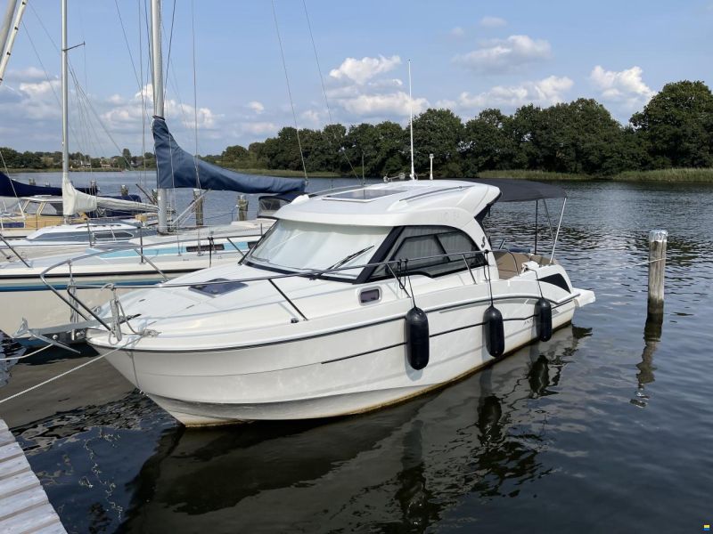 Beneteau Antares 8 OB