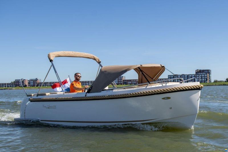 Lago Amore 606 Tender