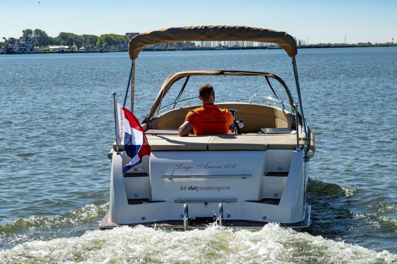 Lago Amore 606 Tender