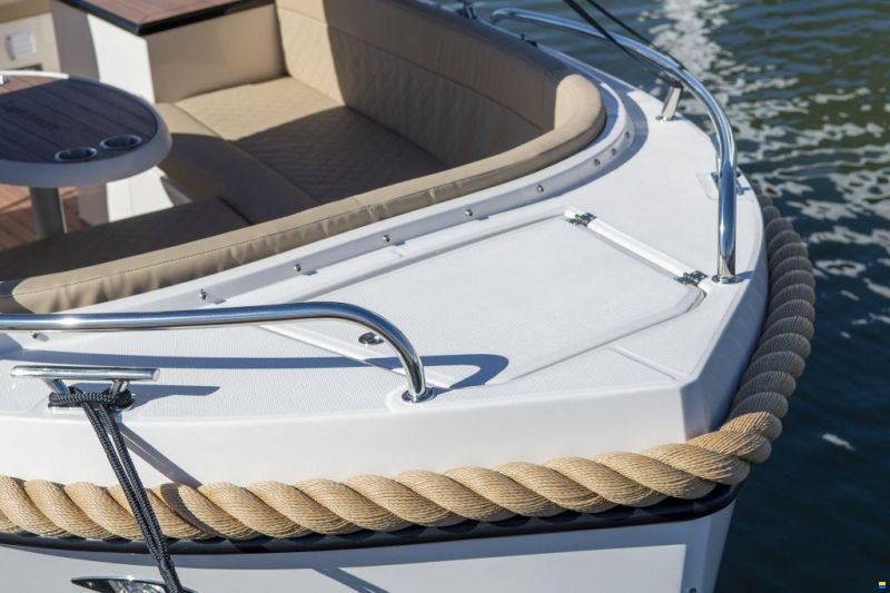 Lago Amore 606 Tender
