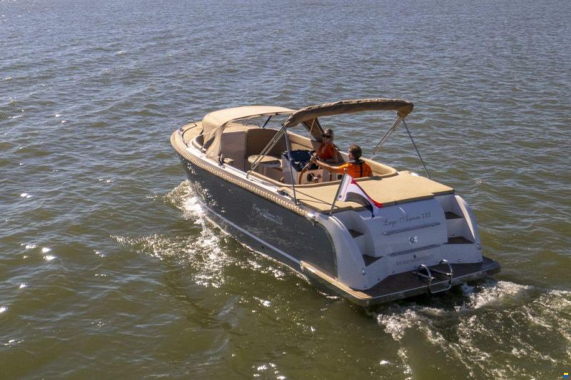 Lago Amore 733 Tender
