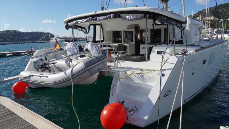 Lagoon 450 F