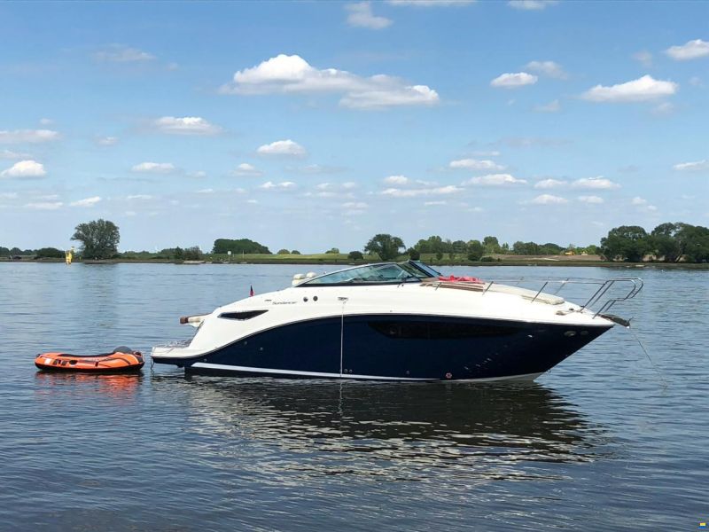 Sea Ray 265 Sundancer