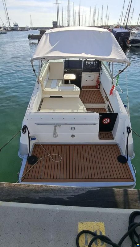Chaparral Signature 24