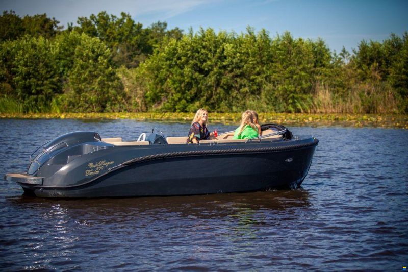 Oud Huijzer 600 Tender