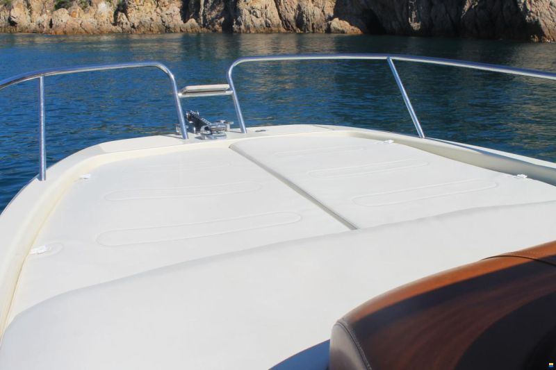 Invictus CX 240
