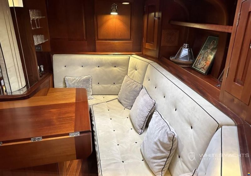 Spirit Yachts 72 ft