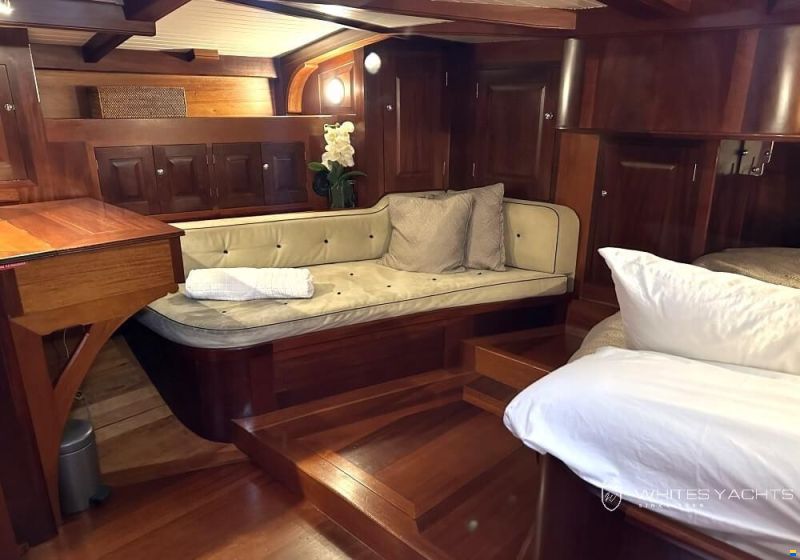 Spirit Yachts 72 ft