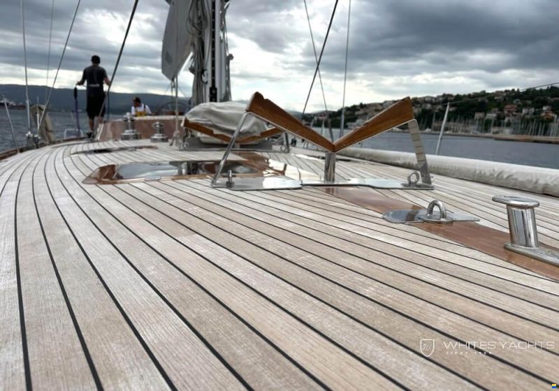 Spirit Yachts 72 ft