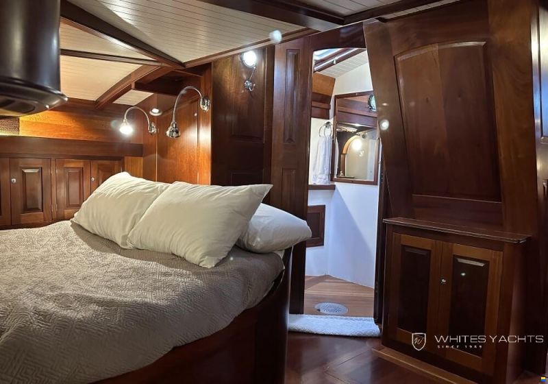 Spirit Yachts 72 ft