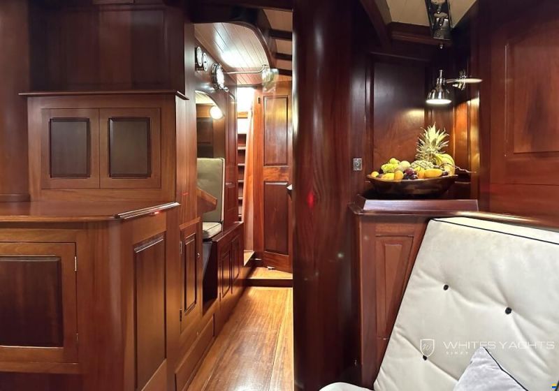 Spirit Yachts 72 ft