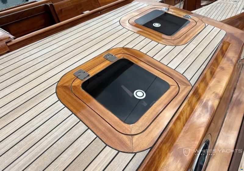 Spirit Yachts 72 ft