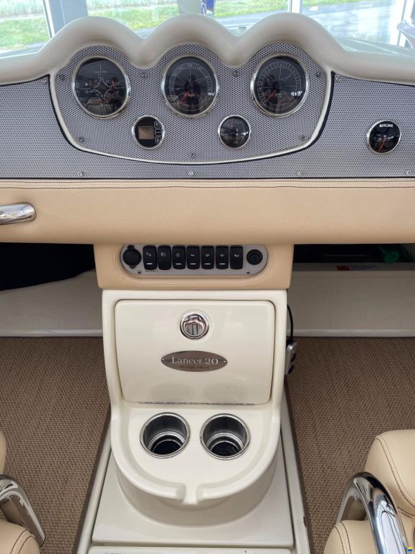 Chris Craft Lancer 20