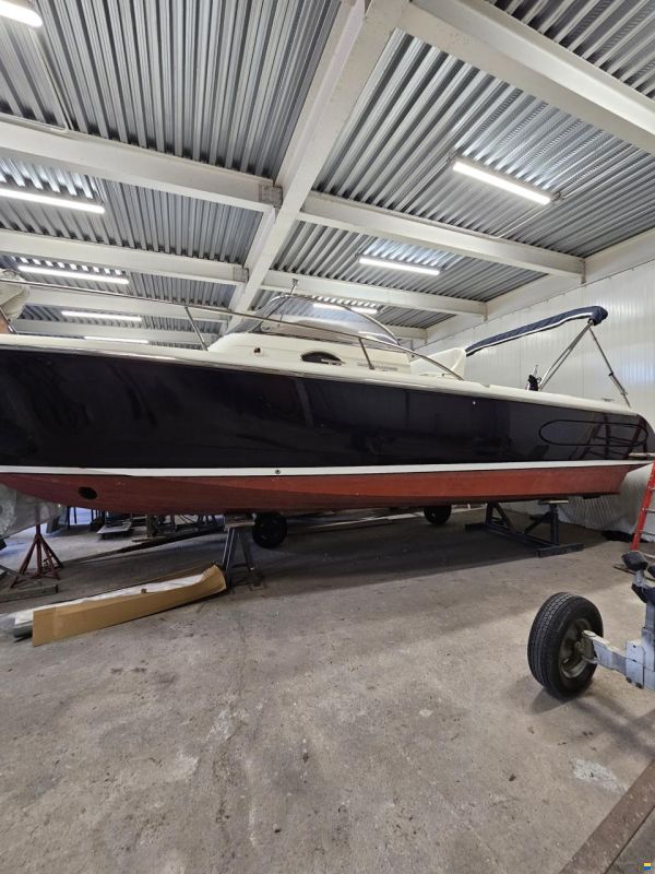 Cerri Marine 28