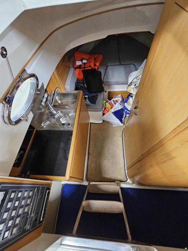 Cerri Marine 28