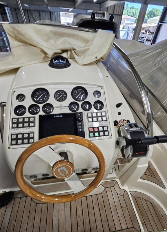 Cerri Marine 28