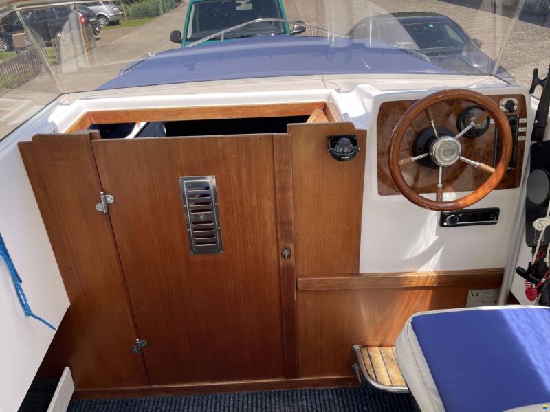 Swiss Pilotina 680 CS (Cabin Sloep)