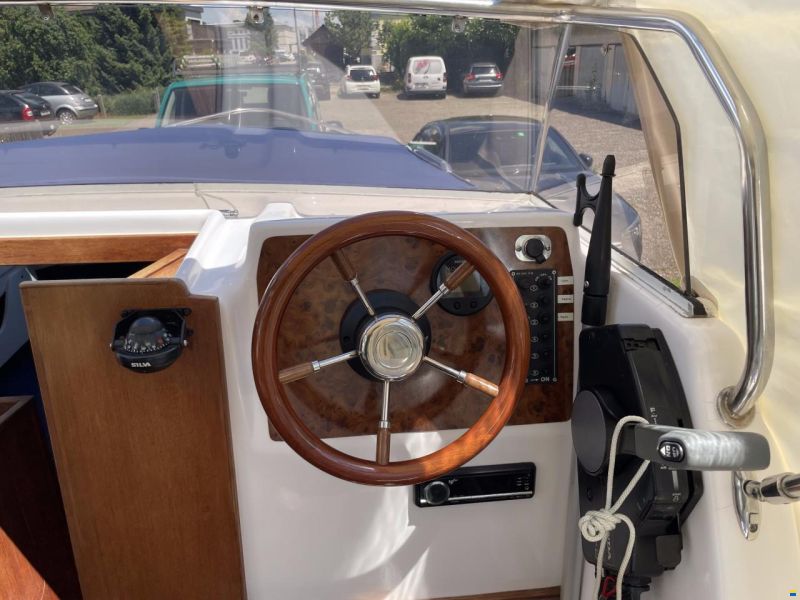 Swiss Pilotina 680 CS (Cabin Sloep)