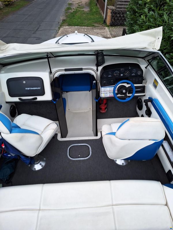 Stingray Daycruiser 599 ZPX