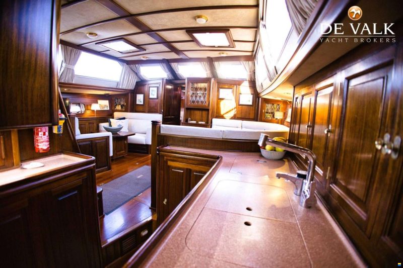 Premier Composite Technologies Dixon 62