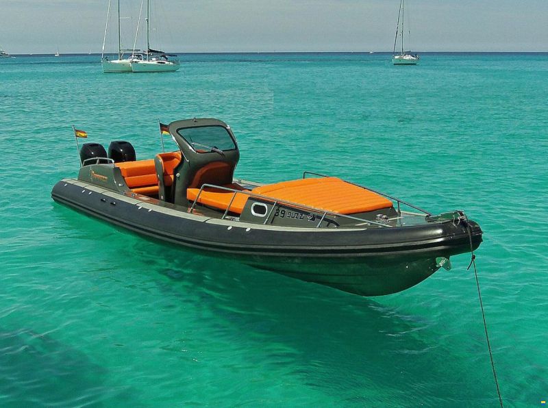 FB Design BUZZI 39' RIB SF