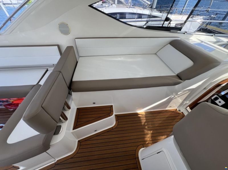 Galeon 385 HTS