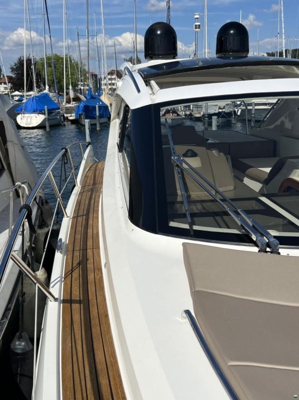 Galeon 385 HTS