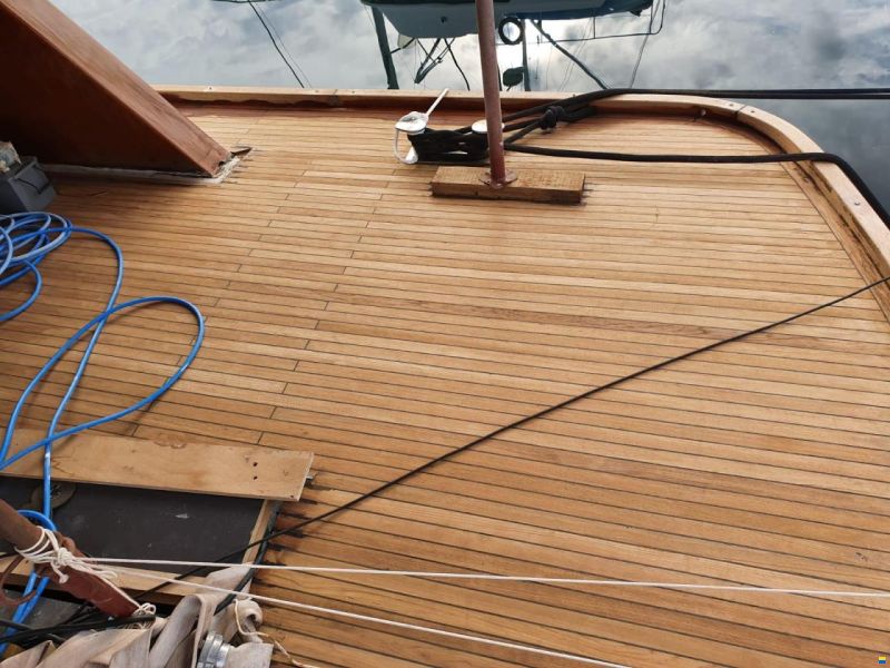 Admiral 23