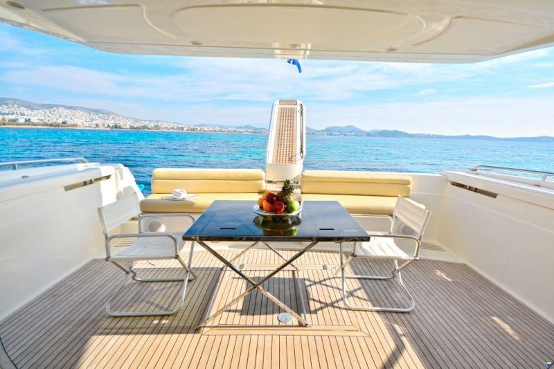 Ferretti 620