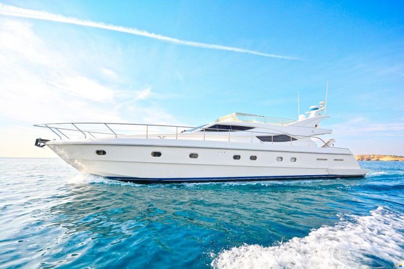 Ferretti 620