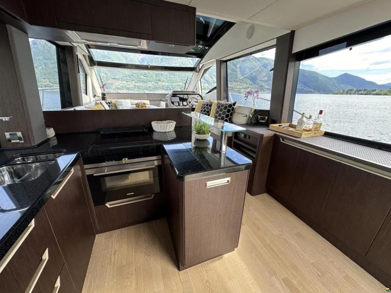Galeon 510 Sky