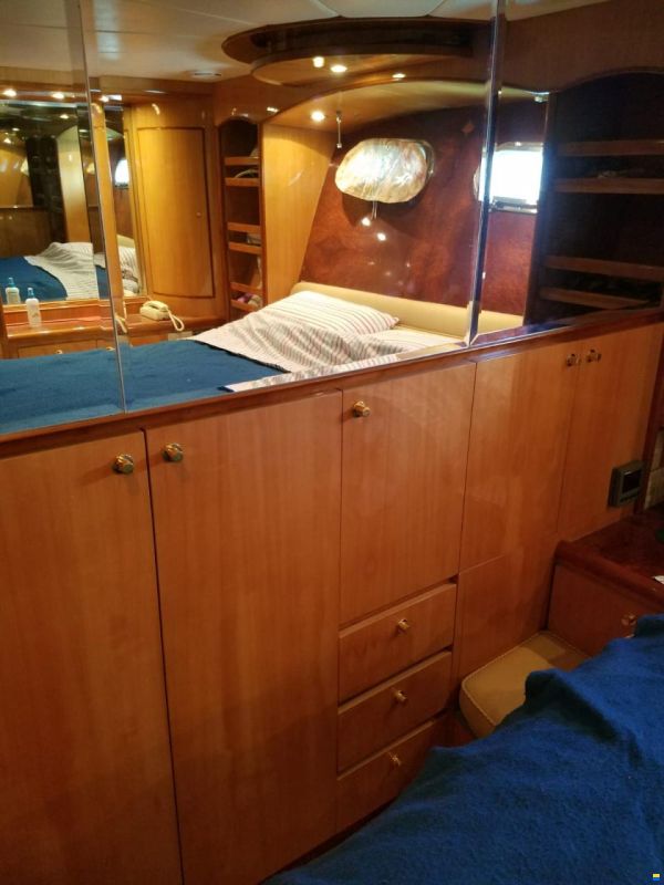 Hampton Yachts 490 Pilothouse